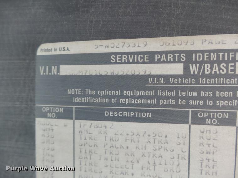 image for item K5646 1998 GMC T7500 street sweeper truck