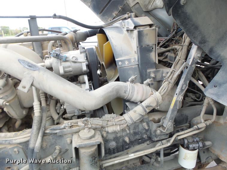 image for item K5646 1998 GMC T7500 street sweeper truck