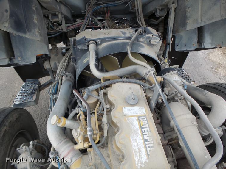 image for item K5646 1998 GMC T7500 street sweeper truck