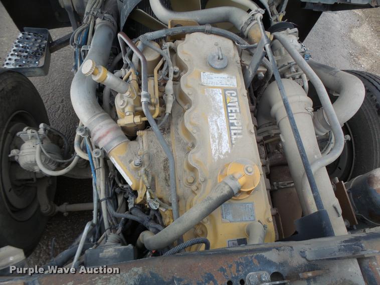 image for item K5646 1998 GMC T7500 street sweeper truck