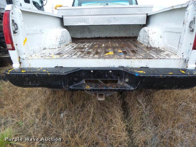 image for item K5647 1994 GMC Sierra 1500 pickup truck