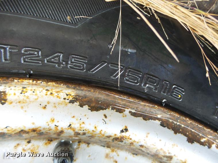 image for item K5647 1994 GMC Sierra 1500 pickup truck