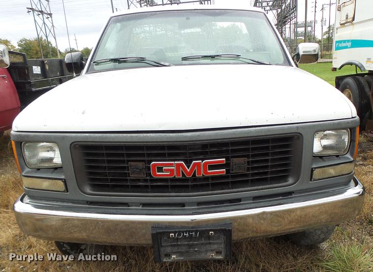 image for item K5647 1994 GMC Sierra 1500 pickup truck