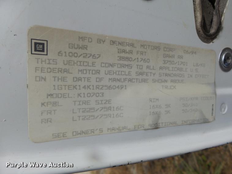 image for item K5647 1994 GMC Sierra 1500 pickup truck