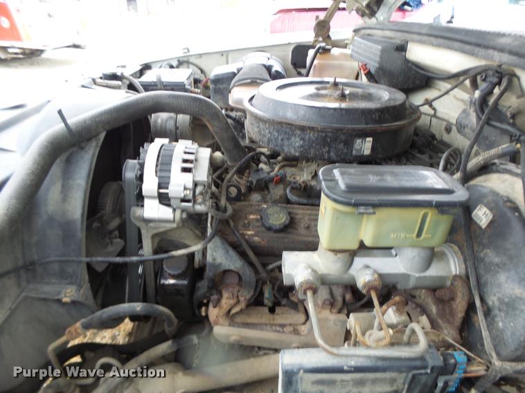 image for item K5647 1994 GMC Sierra 1500 pickup truck