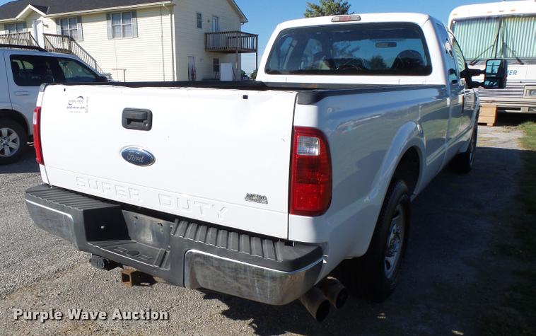 image for item K5657 2008 Ford F250 Super Duty SuperCab pickup truck