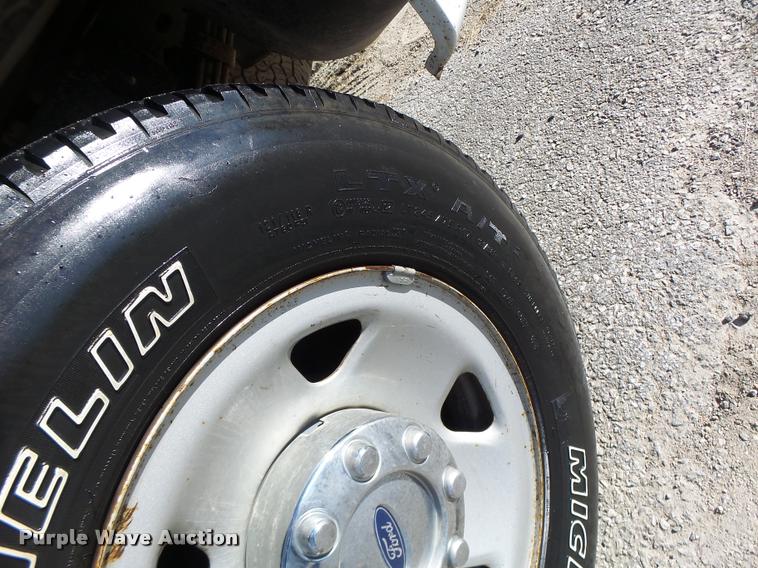 image for item K5657 2008 Ford F250 Super Duty SuperCab pickup truck