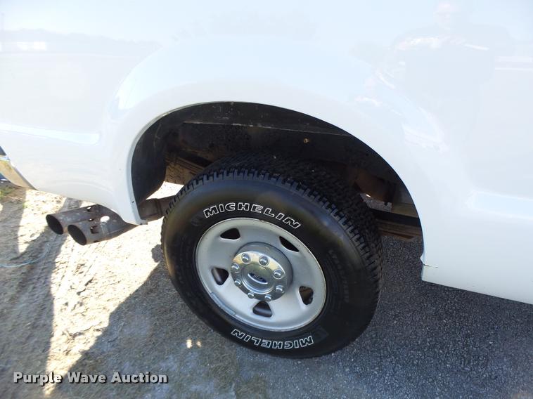 image for item K5657 2008 Ford F250 Super Duty SuperCab pickup truck