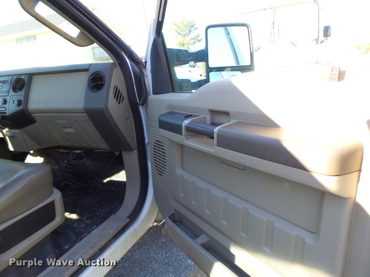 image for item K5657 2008 Ford F250 Super Duty SuperCab pickup truck