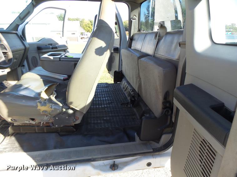 image for item K5657 2008 Ford F250 Super Duty SuperCab pickup truck