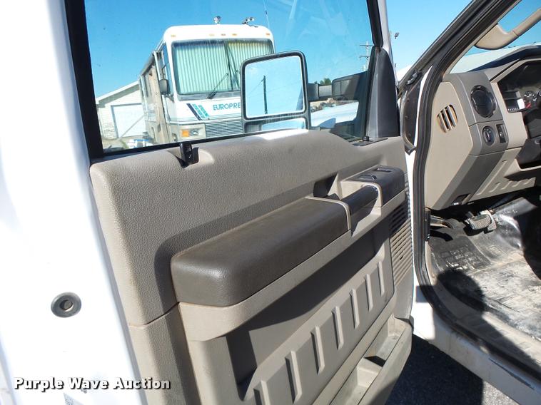 image for item K5657 2008 Ford F250 Super Duty SuperCab pickup truck