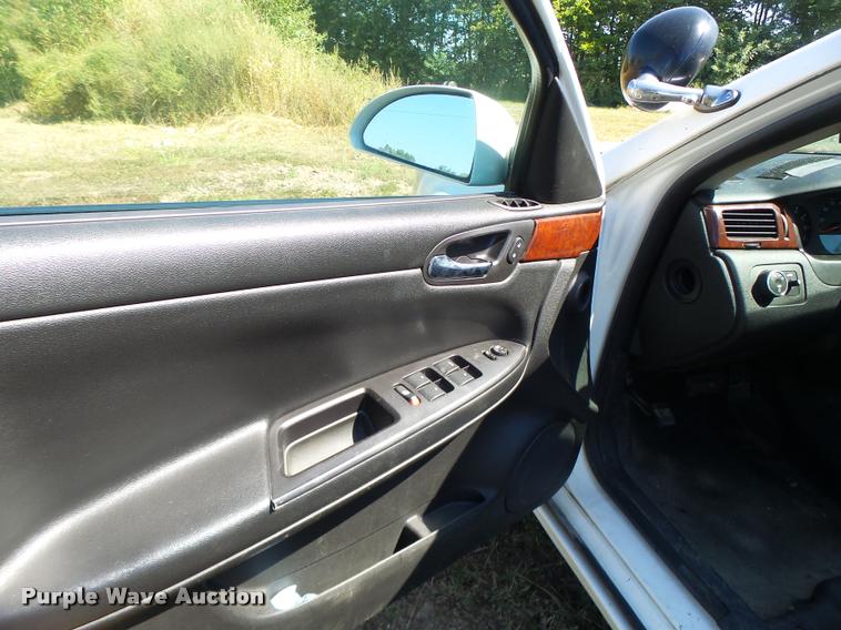 image for item K5685 2006 Chevrolet Impala Police