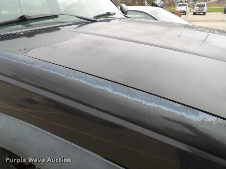 image for item K8069 1990 Chevrolet Silverado 1500 pickup truck