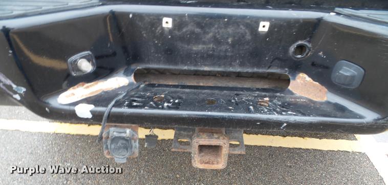 image for item K8069 1990 Chevrolet Silverado 1500 pickup truck