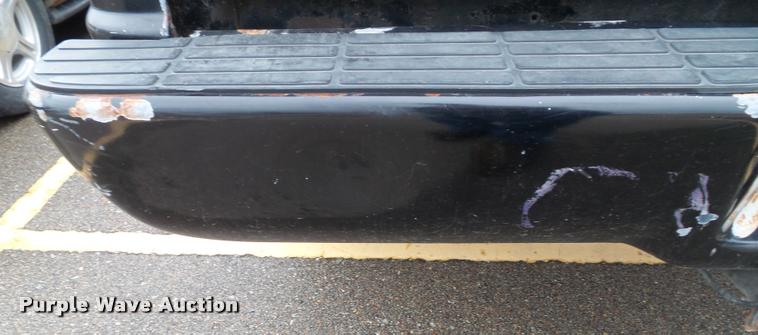 image for item K8069 1990 Chevrolet Silverado 1500 pickup truck