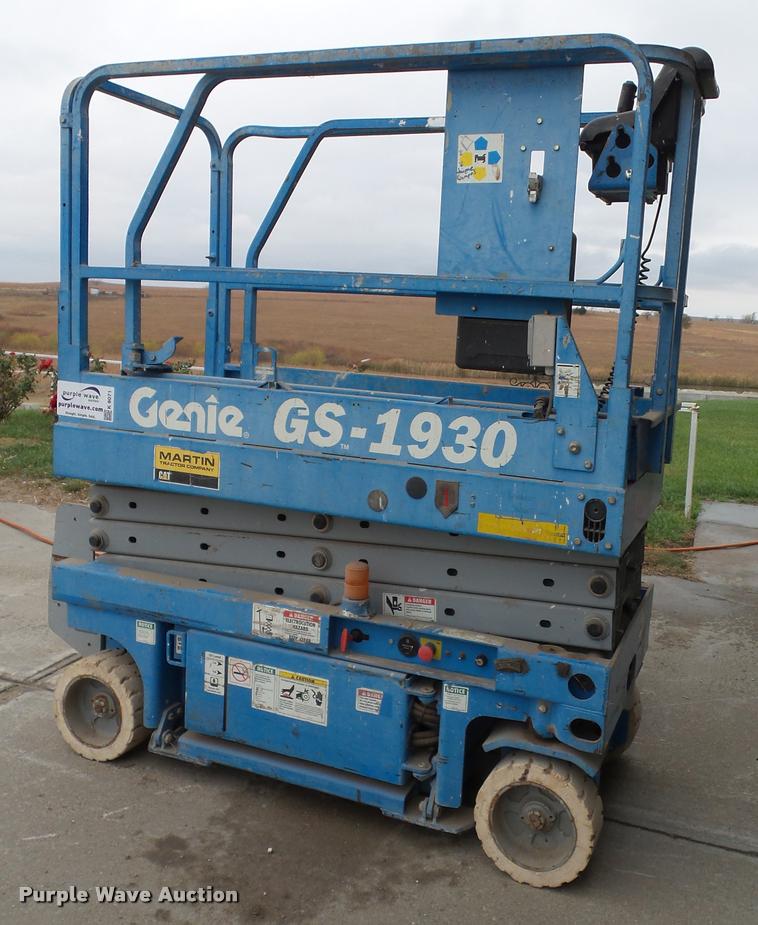 image for item K8071 Genie GS-1930 scissor lift