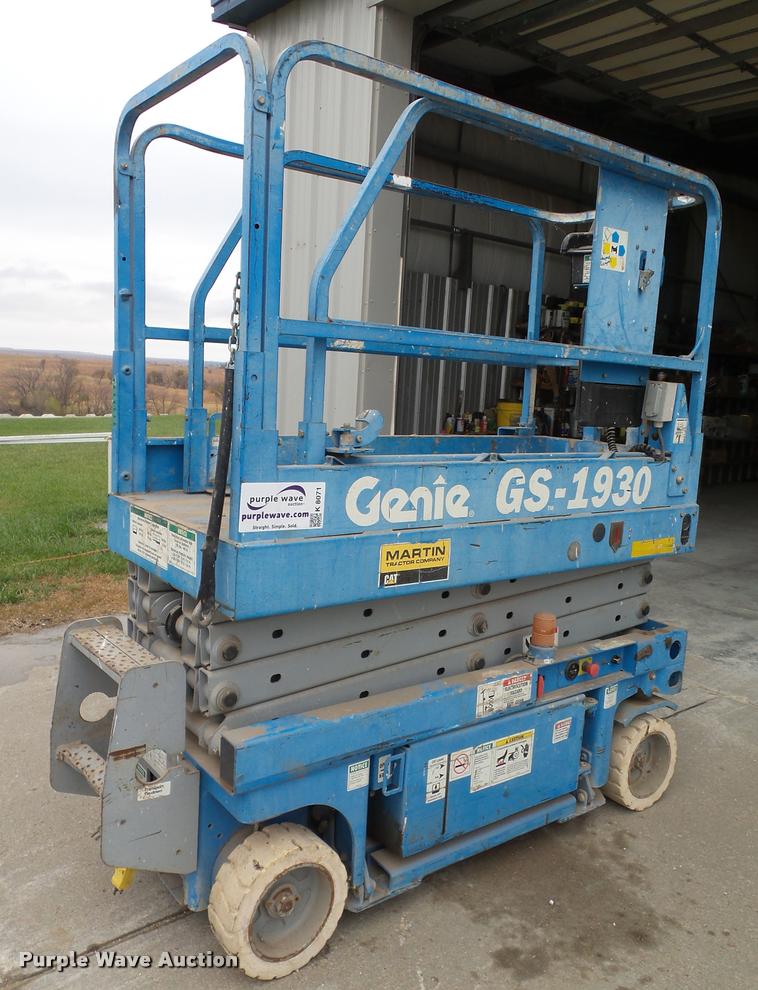 image for item K8071 Genie GS-1930 scissor lift