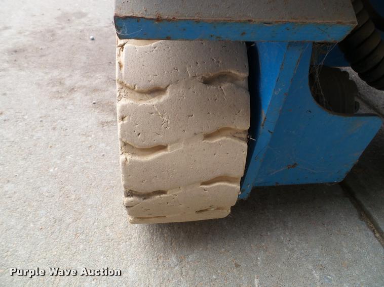 image for item K8071 Genie GS-1930 scissor lift