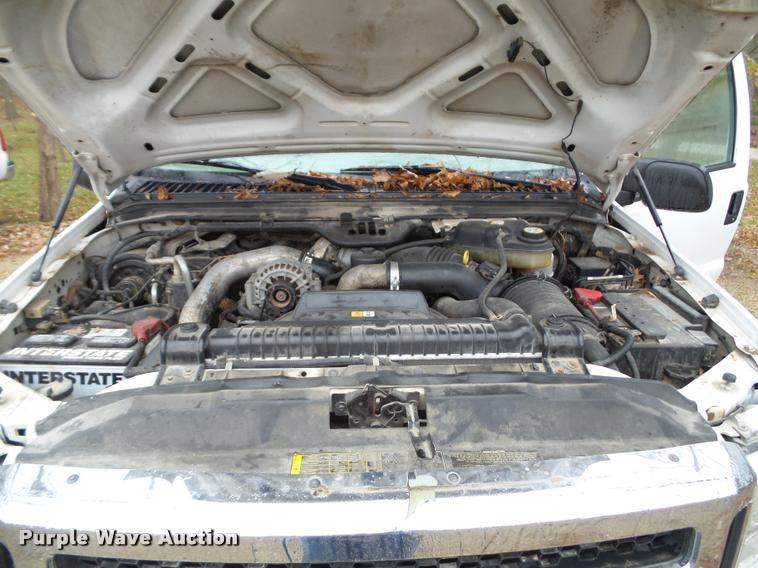 image for item K8074 2007 Ford F250 Super Duty XLT flatbed pickup truck