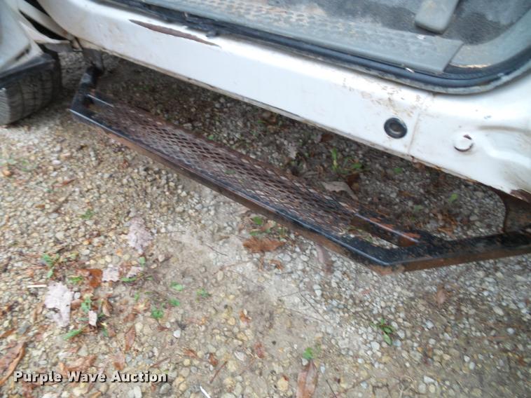 image for item K8074 2007 Ford F250 Super Duty XLT flatbed pickup truck