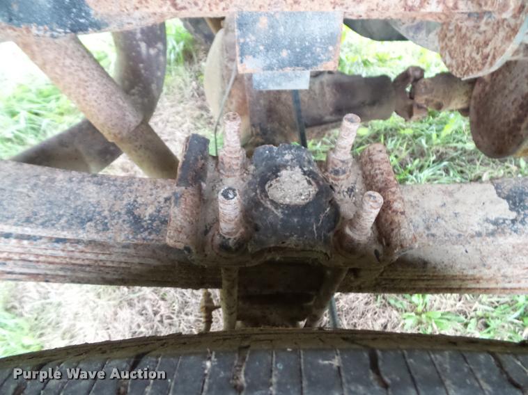 image for item K8079 2002 Ford F250 Super Duty XLT Crew Cab pickup truck