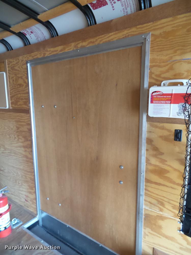 image for item K8081 2003 Haul Mark enclosed cargo trailer