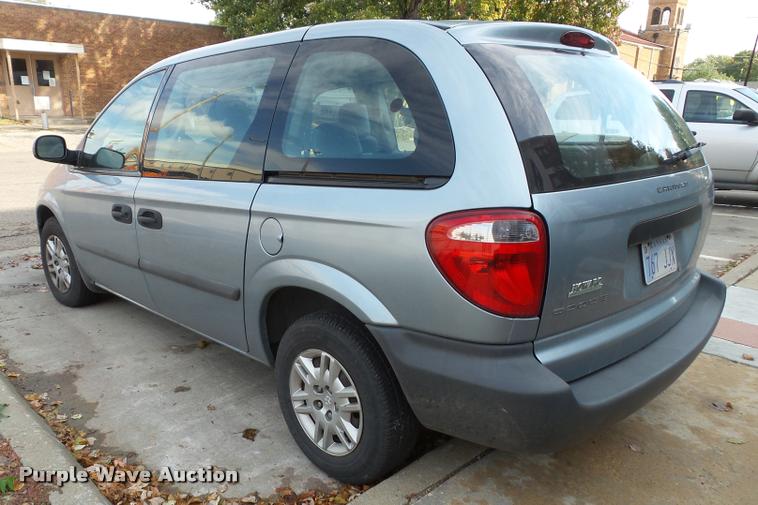 image for item K8085 2006 Dodge Caravan van