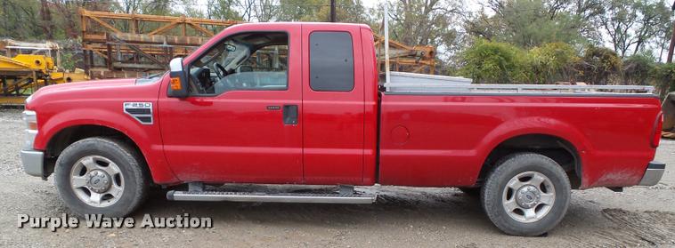 image for item K8093 2010 Ford F250 Super Duty XLT SuperCab pickup truck