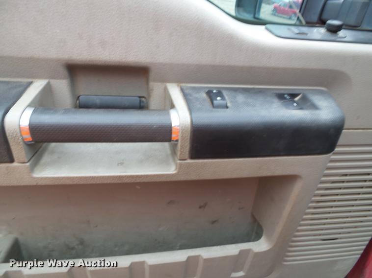 image for item K8093 2010 Ford F250 Super Duty XLT SuperCab pickup truck