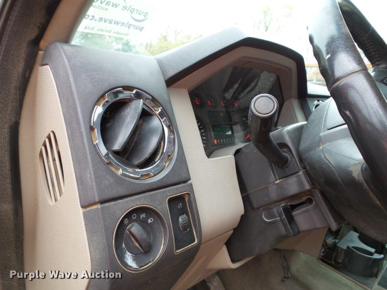 image for item K8093 2010 Ford F250 Super Duty XLT SuperCab pickup truck