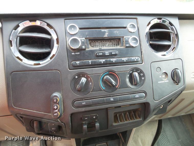 image for item K8093 2010 Ford F250 Super Duty XLT SuperCab pickup truck