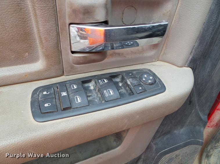 image for item K8094 2012 Dodge Ram 2500HD Crew Cab pickup truck