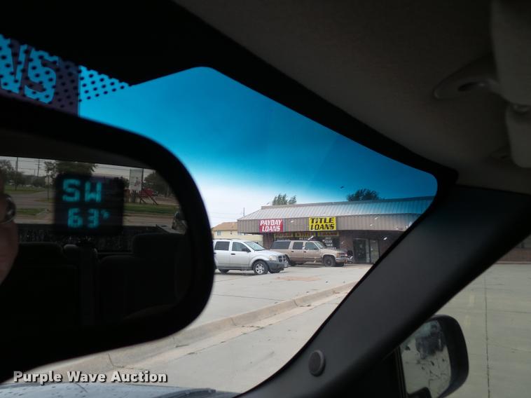 image for item K8095 2005 Chevrolet Silverado 1500 Crew Cab pickup truck