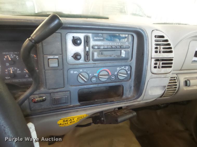 image for item L1720 2000 Chevrolet 3500 flatbed pickup truck