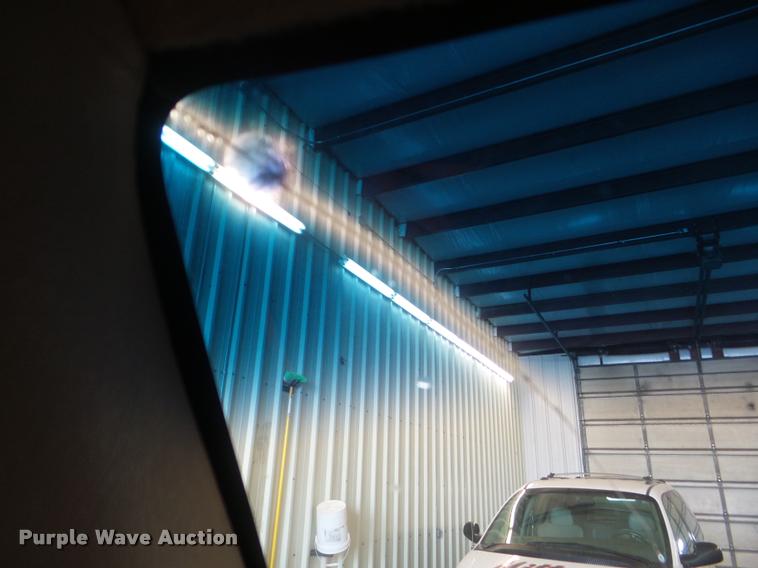 image for item L1720 2000 Chevrolet 3500 flatbed pickup truck