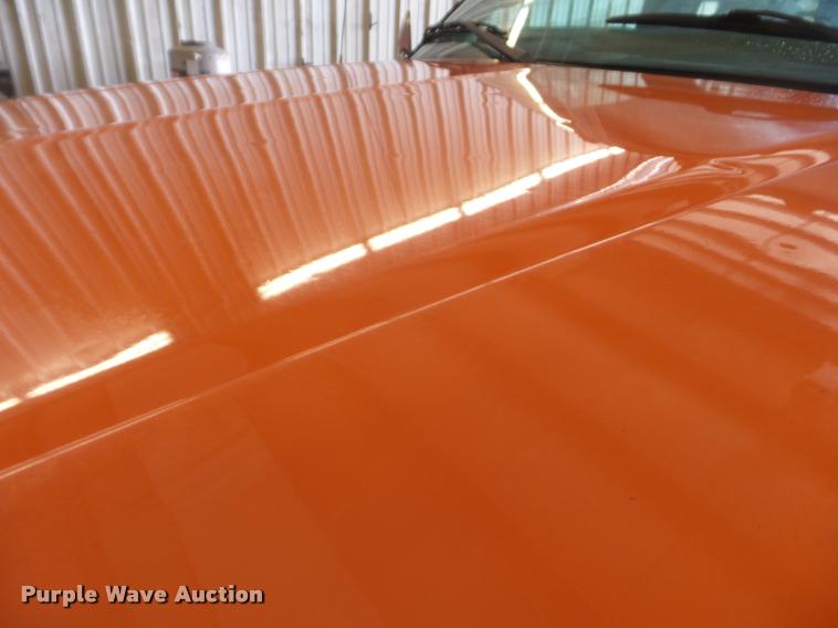 image for item L1720 2000 Chevrolet 3500 flatbed pickup truck