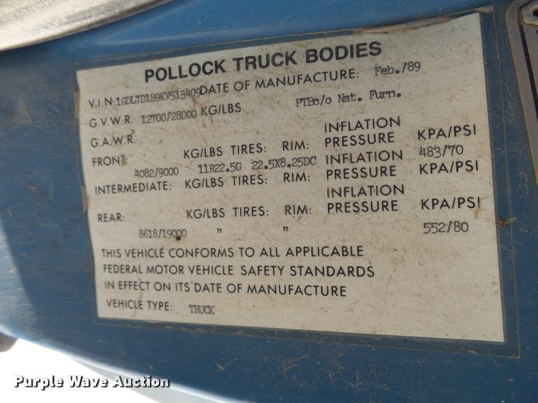 image for item L3294 1989 GMC TopKick 7000 flatbed truck