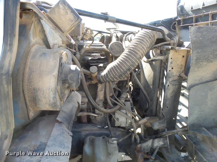 image for item L3294 1989 GMC TopKick 7000 flatbed truck