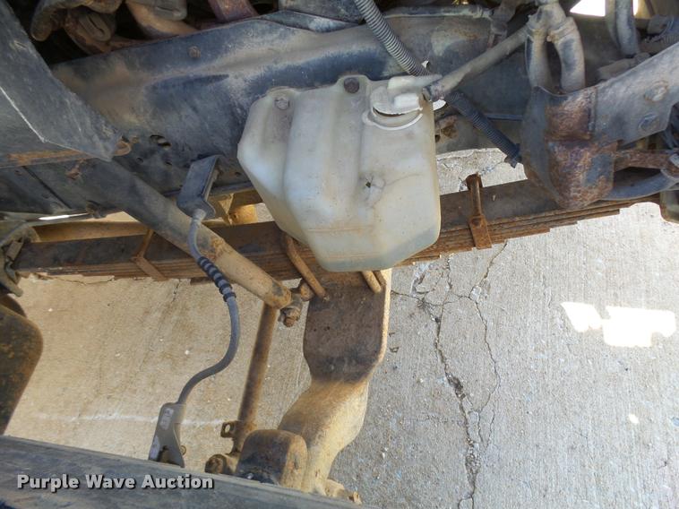 image for item L3294 1989 GMC TopKick 7000 flatbed truck