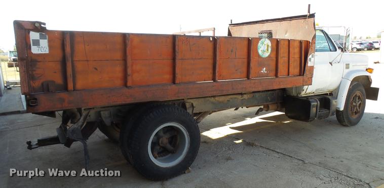 image for item L3295 1979 Chevrolet C70 flatbed truck