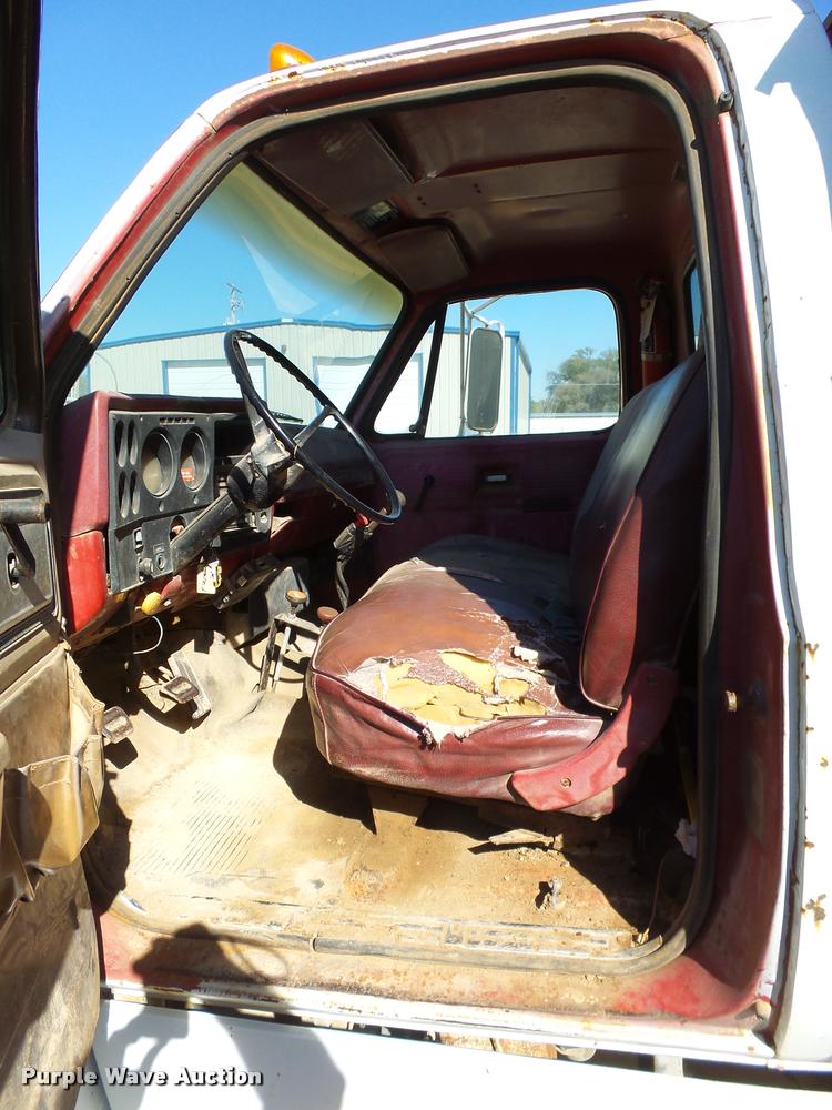 image for item L3295 1979 Chevrolet C70 flatbed truck