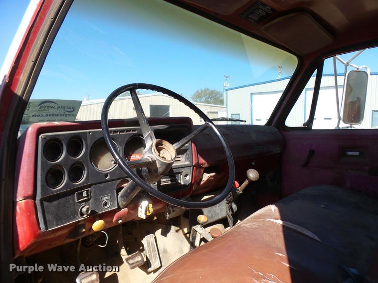 image for item L3295 1979 Chevrolet C70 flatbed truck