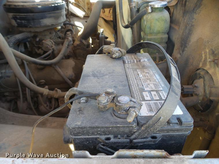 image for item L3295 1979 Chevrolet C70 flatbed truck