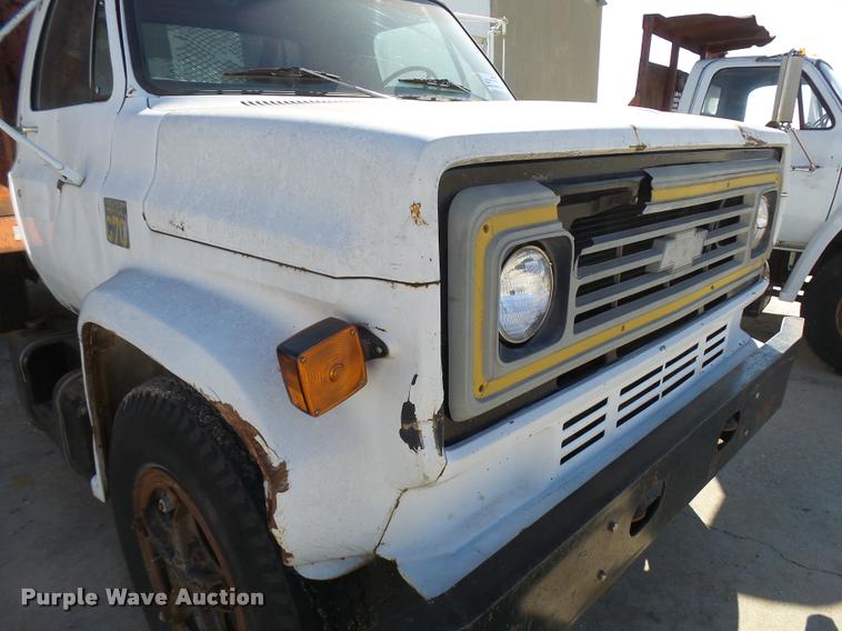 image for item L3295 1979 Chevrolet C70 flatbed truck