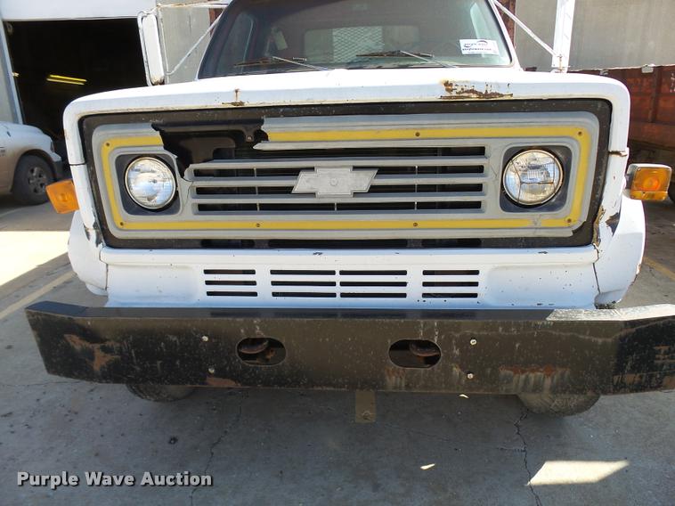 image for item L3295 1979 Chevrolet C70 flatbed truck