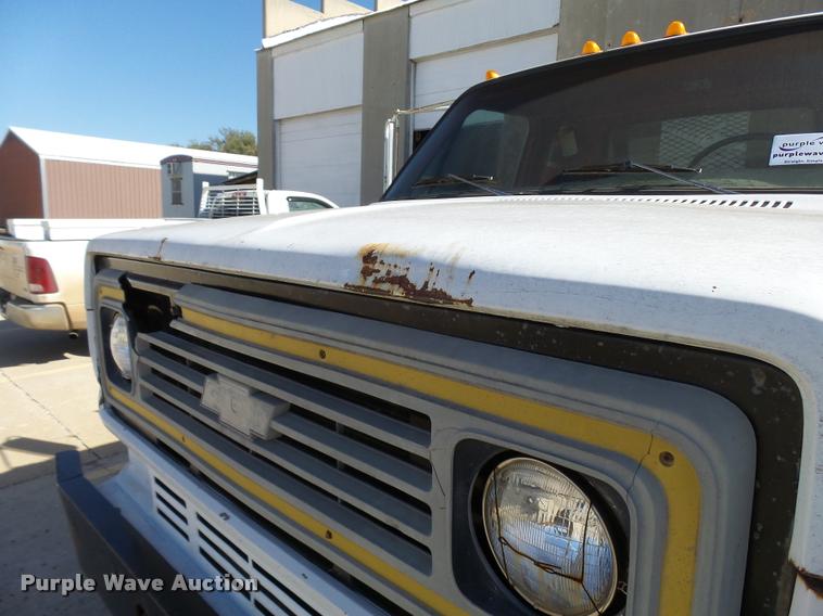 image for item L3295 1979 Chevrolet C70 flatbed truck