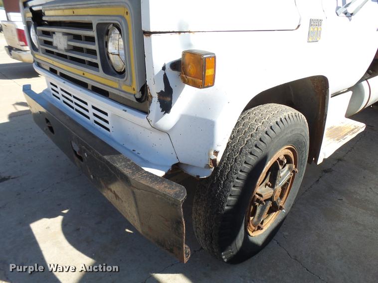 image for item L3295 1979 Chevrolet C70 flatbed truck