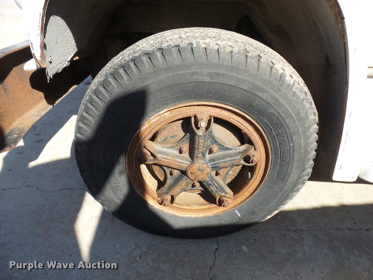 image for item L3295 1979 Chevrolet C70 flatbed truck