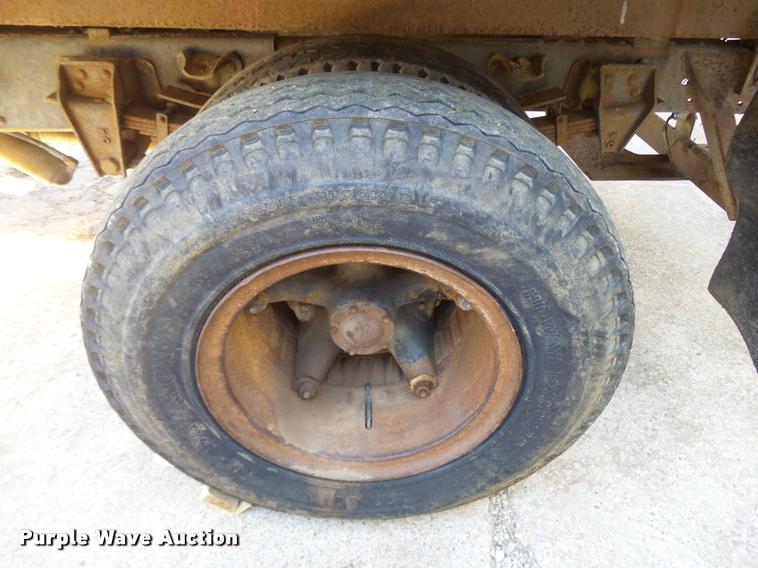 image for item L3295 1979 Chevrolet C70 flatbed truck