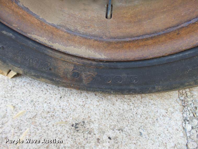 image for item L3295 1979 Chevrolet C70 flatbed truck